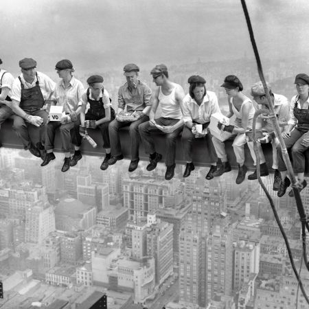 lunch_atop_skyscraper_1.jpg